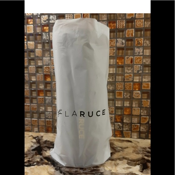 NWT…LARUCE Beauty “Christine Brush Set” - Picture 6 of 10